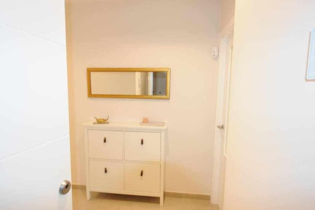 Estupendo Piso Nuevo En Playa Victoria Apartment Кадис Екстериор снимка